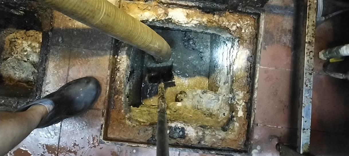 平川污水池清理一般都有毒气，怎么预防中毒呢？