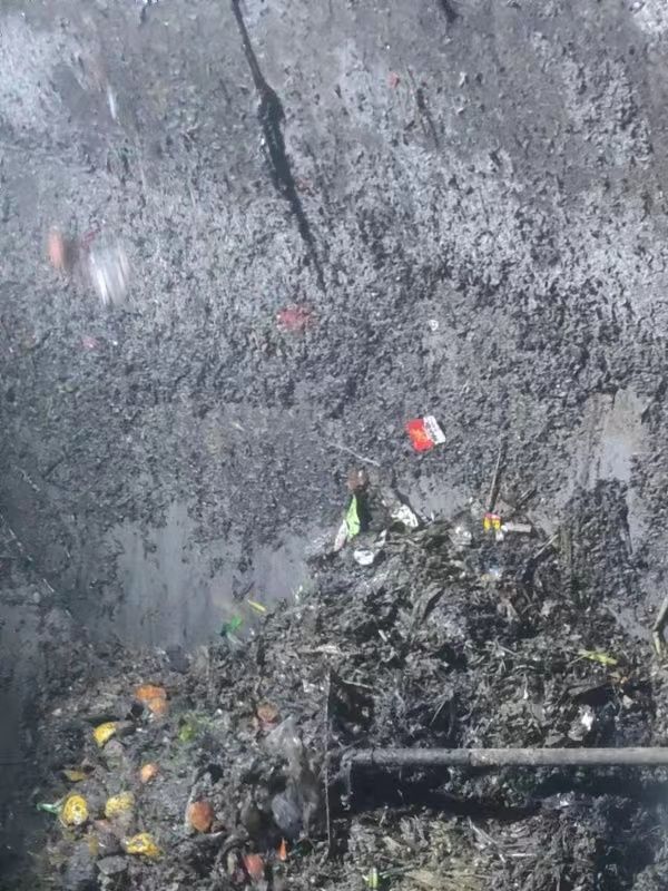 平川污水池清理